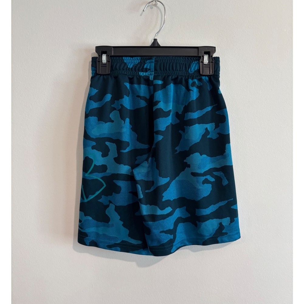 Under Armour HeatGear Camo Shorts Boys Small Blue Moisture Wicking Athletic